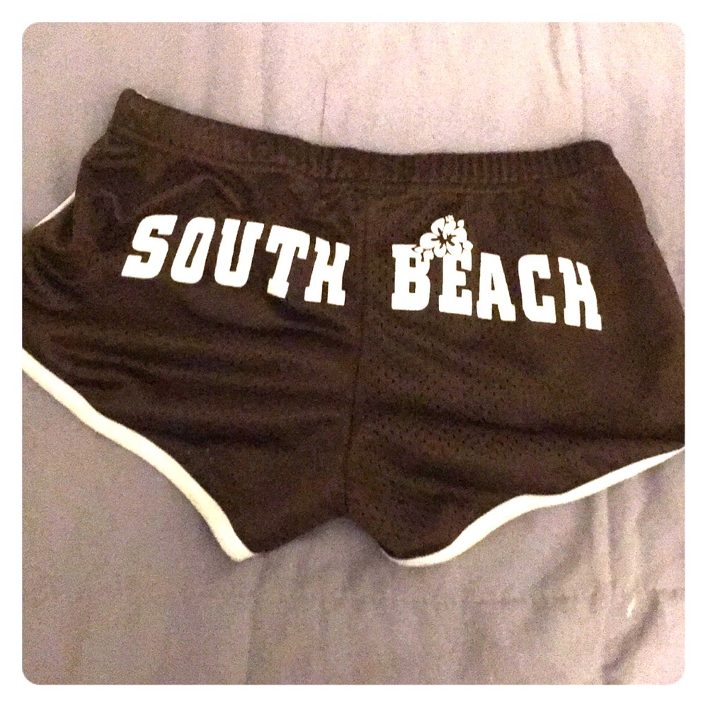 Booty shorts 😉